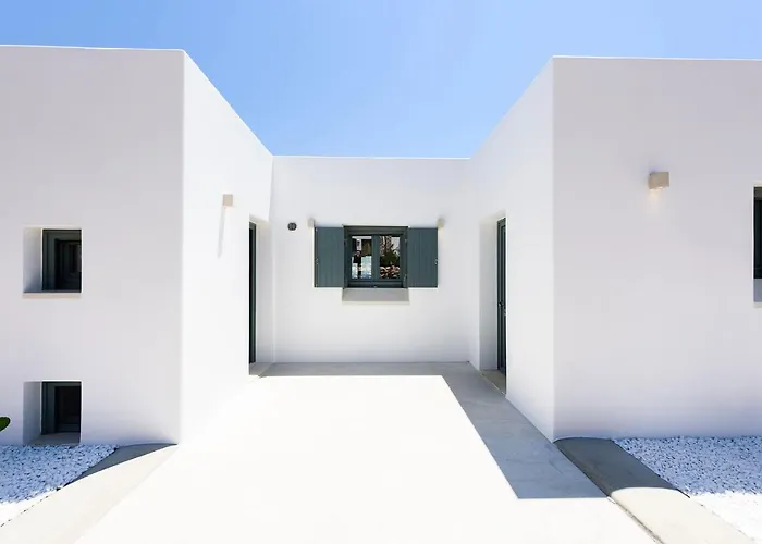 Βίλα Complex White And Rocks