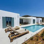 Vila Complex White And Rocks Páros