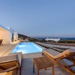 Vila Complex White And Rocks *