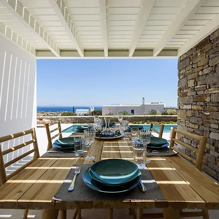 Complex White&rocks Villa Aspro Chorio