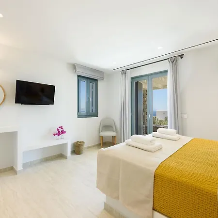 Complex White And Rocks Βίλα