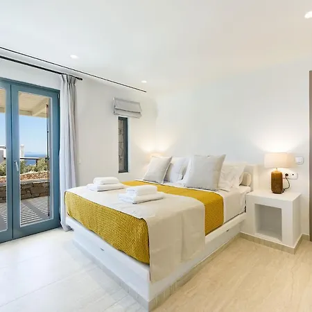 Complex White And Rocks Villa *