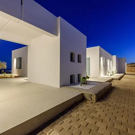 Complex White And Rocks Villa *
