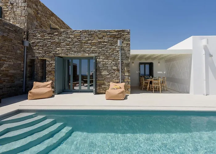 别墅 Complex White And Rocks *